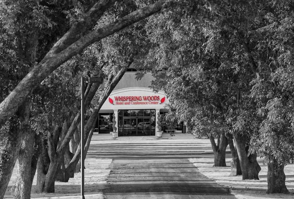 Historic Whispering Woods Hotel & Conference Center Olive Branch Buitenkant foto
